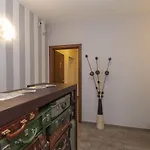 旅行者2号旅馆